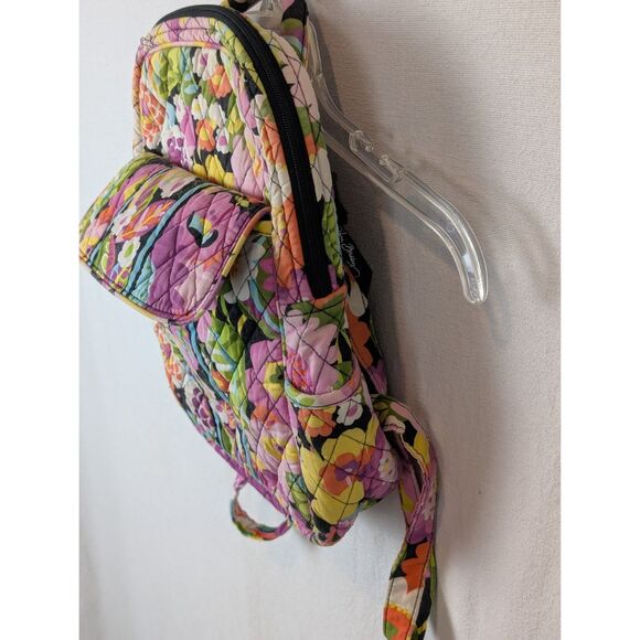 Vera Bradley Outlet Ultralight Essential Midday Garden Quilted Backpack - Picture 4 of 9